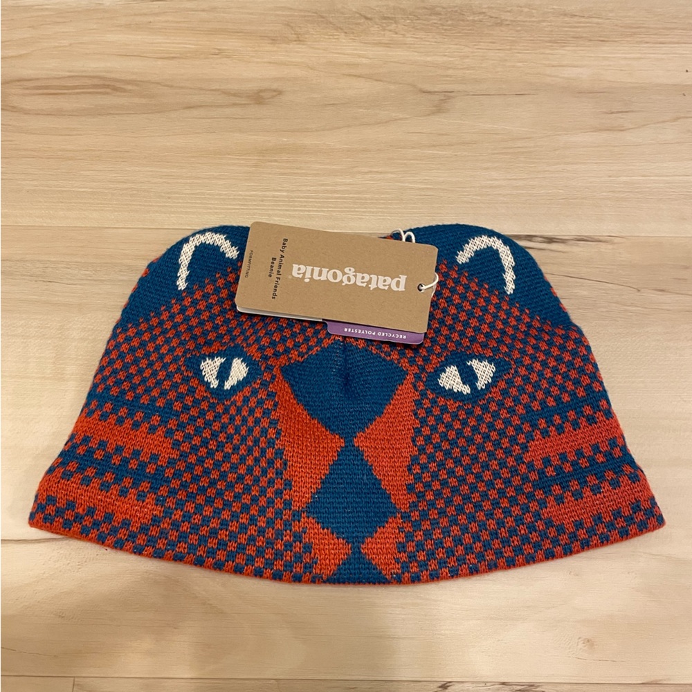 Patagonia baby animal friends infant beanie